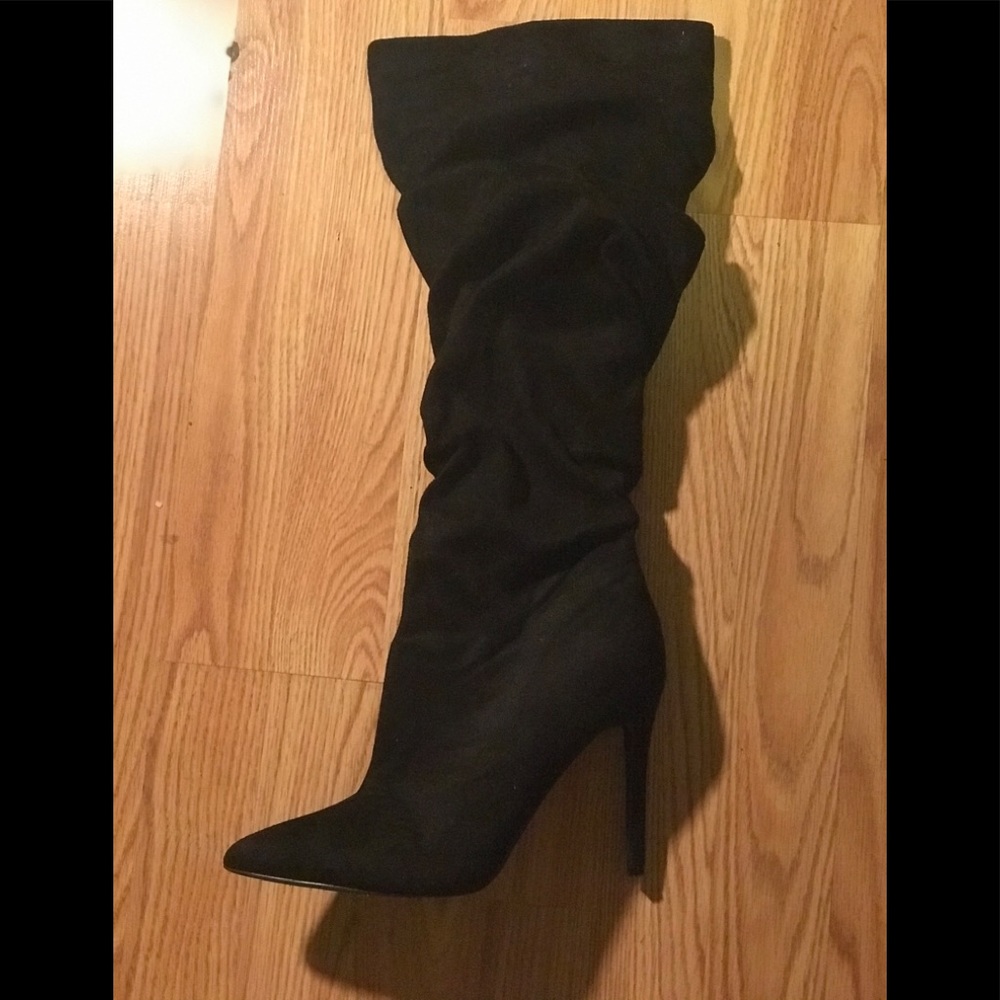 Black Suede Scrunch Boots